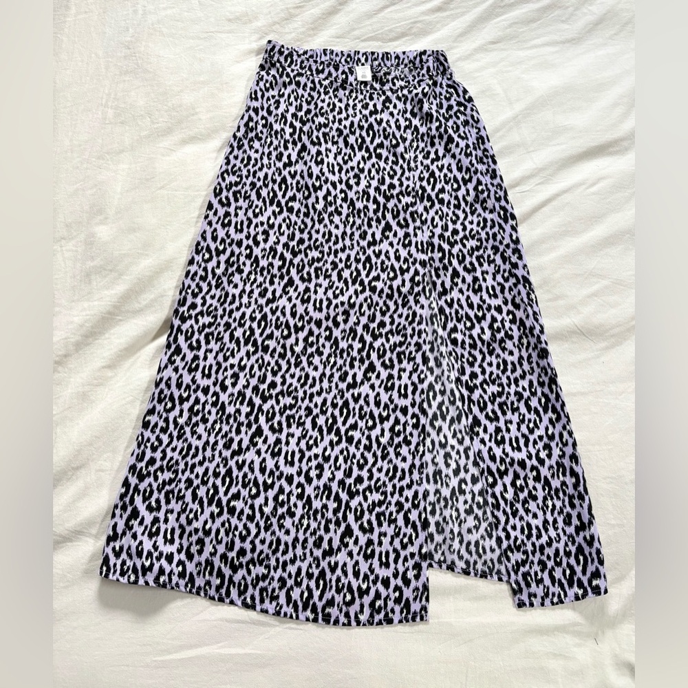 BP x Claudia Sulewski Purple Leopard Print Skirt with Slit size XS - Picture 2 of 5